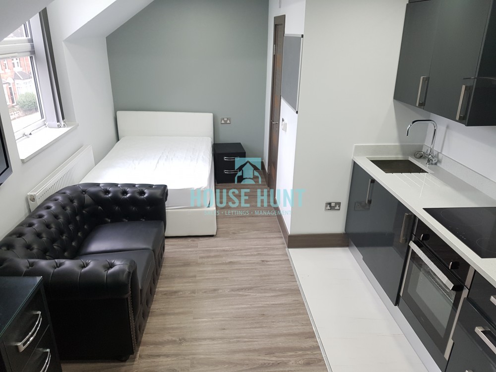 Renwick Apartments, Selly Oak, B29 7BL - Flat 304