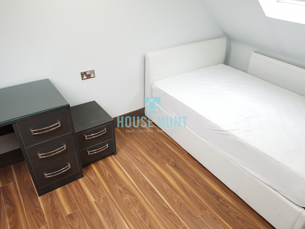 Renwick Apartments, 3 Bedroom Apartment, B29 7BL - Flat 401