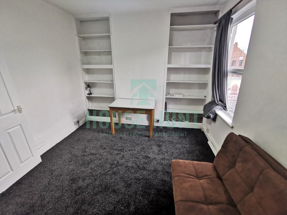 550a Bristol Road B29 6BD (1 Bedroom Flat - Not Studio)