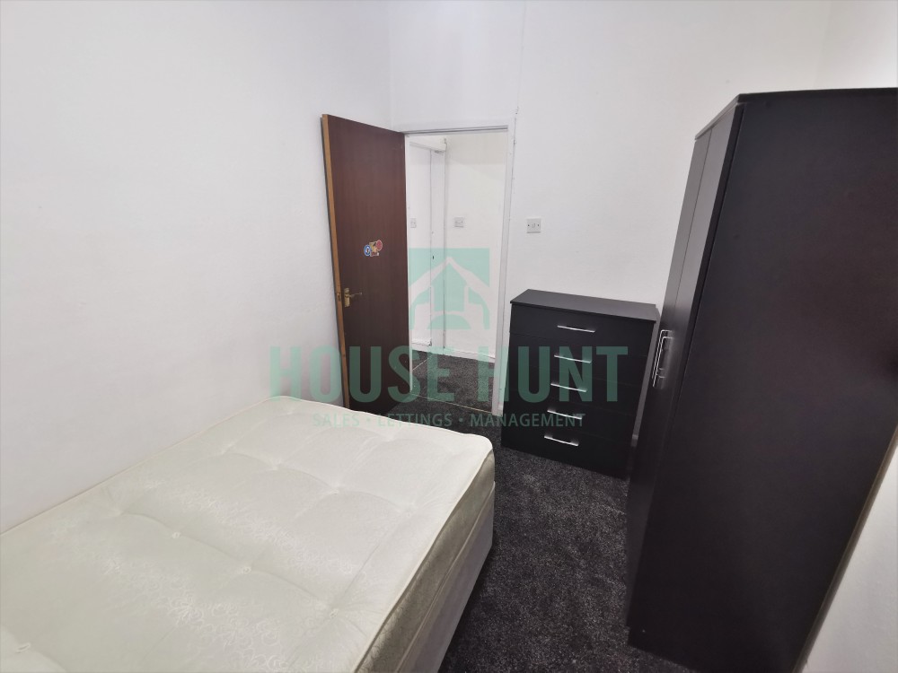 550a Bristol Road B29 6BD (1 Bedroom Flat - Not Studio)