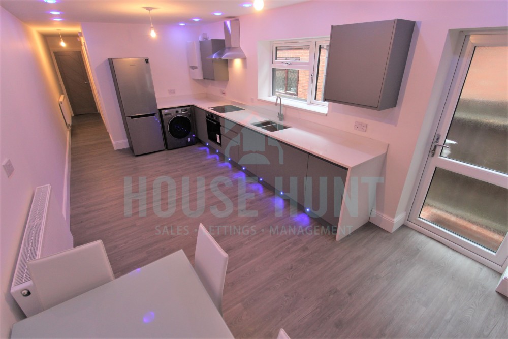 Flat 1 1020 Pershore Road, Selly Oak, Birmingham, B29 7PX