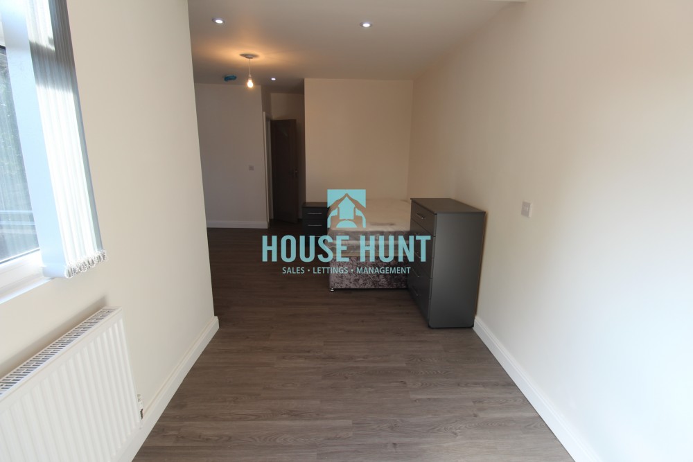 Flat 2 1020 Pershore Road, Selly Oak, Birmingham, B29 7PX