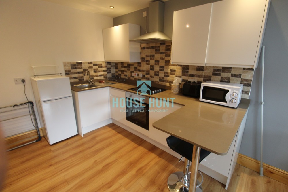 Flat 6 - 46 Rookery Road, Selly Oak, Birmingham, B29 7DQ