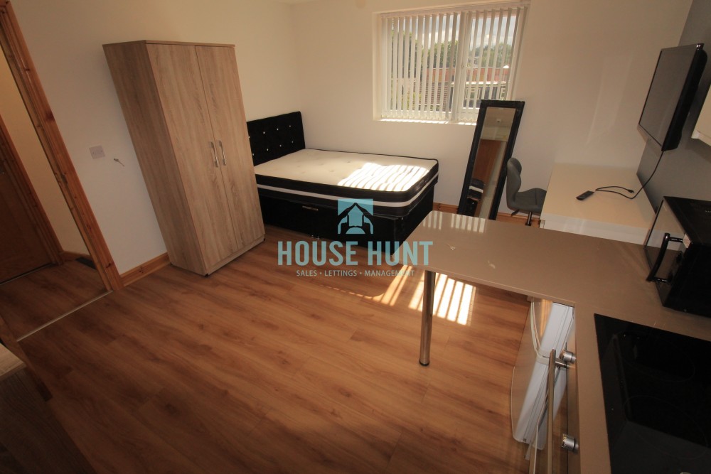 Flat 7 - 46 Rookery Road, Selly Oak, Birmingham, B29 7DQ