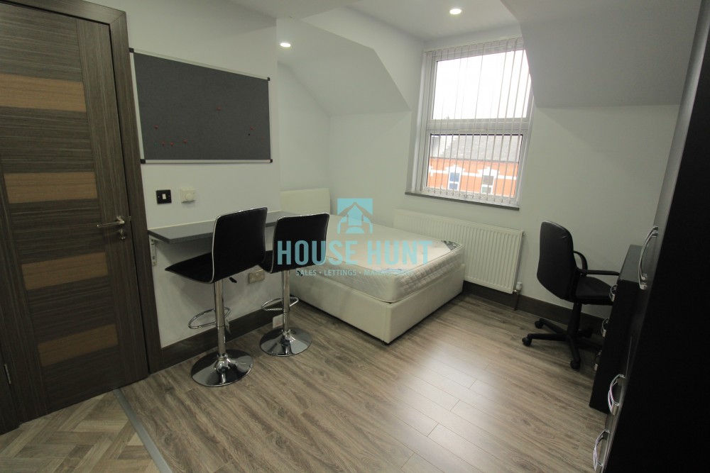 Renwick Apartments, Selly Oak, B29 7BL - Flat 303