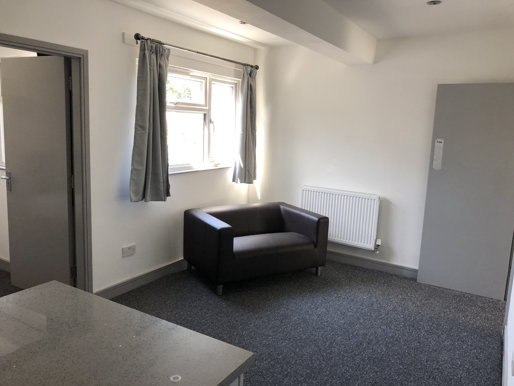 Flat 3 - 4 Hobson Road, Selly Oak, Birmingham, B29 7QA