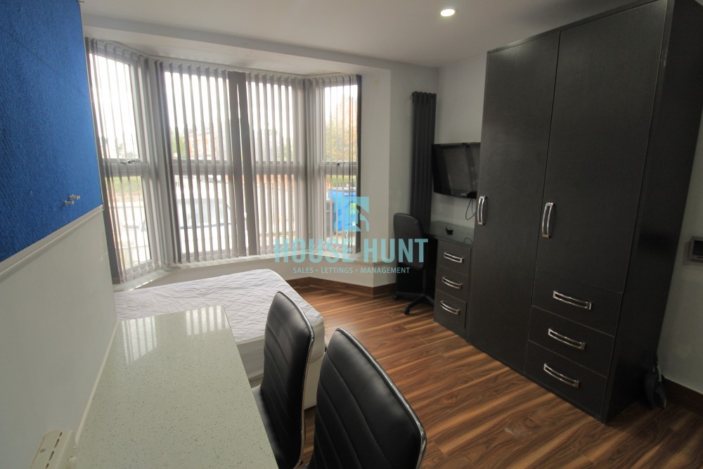 Renwick Apartments, Selly Oak, B29 7BL - Flat 102