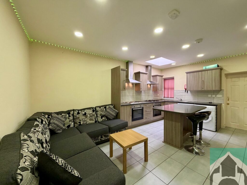 55 Dawlish Road, Selly Oak, Birmingham, B29 7AF