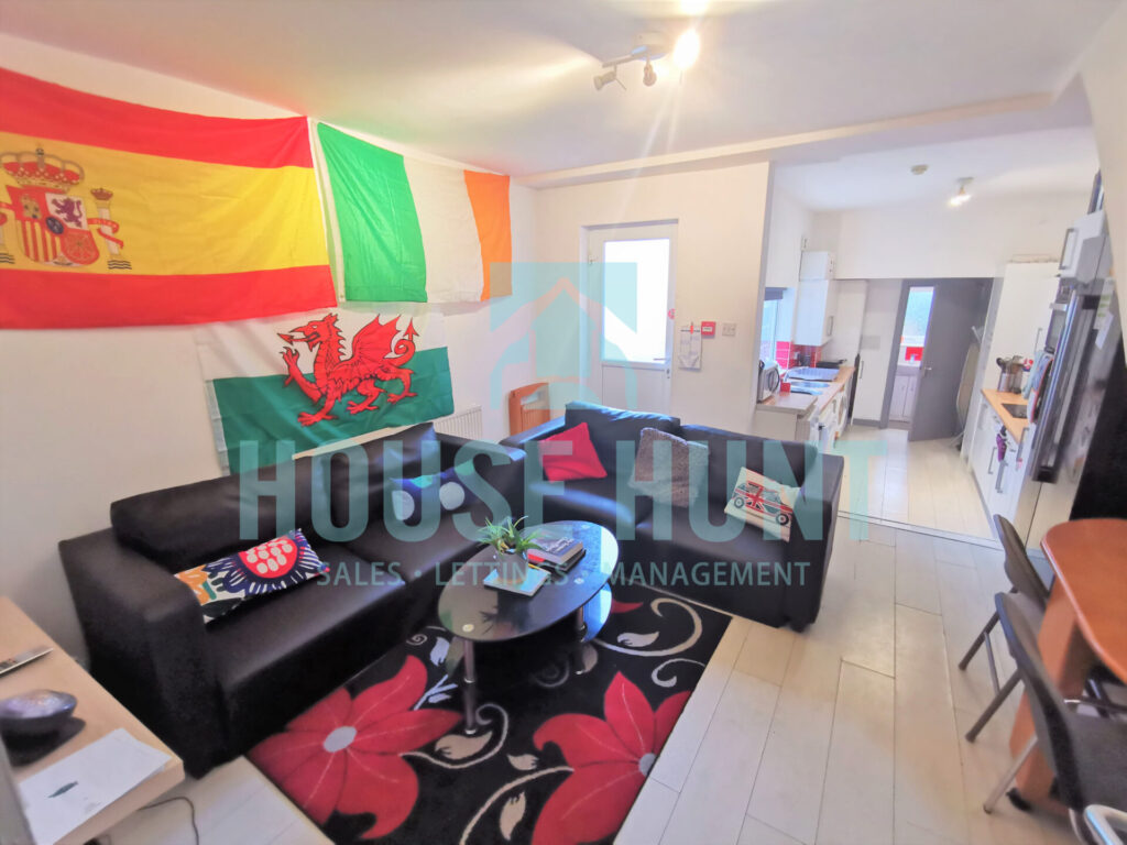 107 Heeley Road, Selly Oak, Birmingham,B29 6EJ