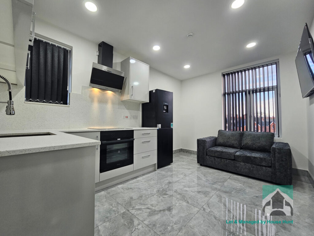 Flat 2 - 862 864 Bristol Road, Selly Oak, Birmingham, B29 6HW