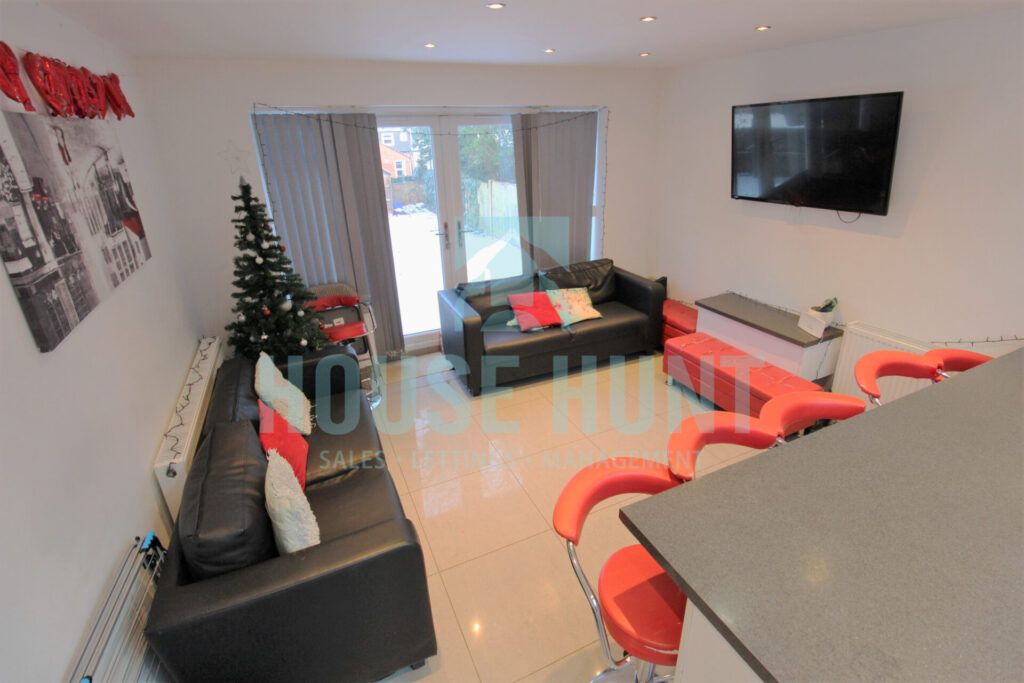 111 Tiverton Road, Selly Oak, Birmingham, B29 6BS