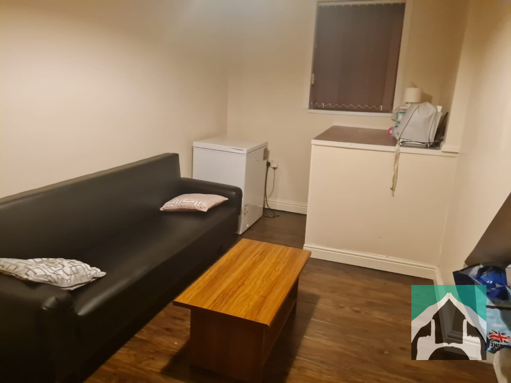 Flat A - 808 Bristol Rd, Selly Oak, Birmingham, B29 6NA
